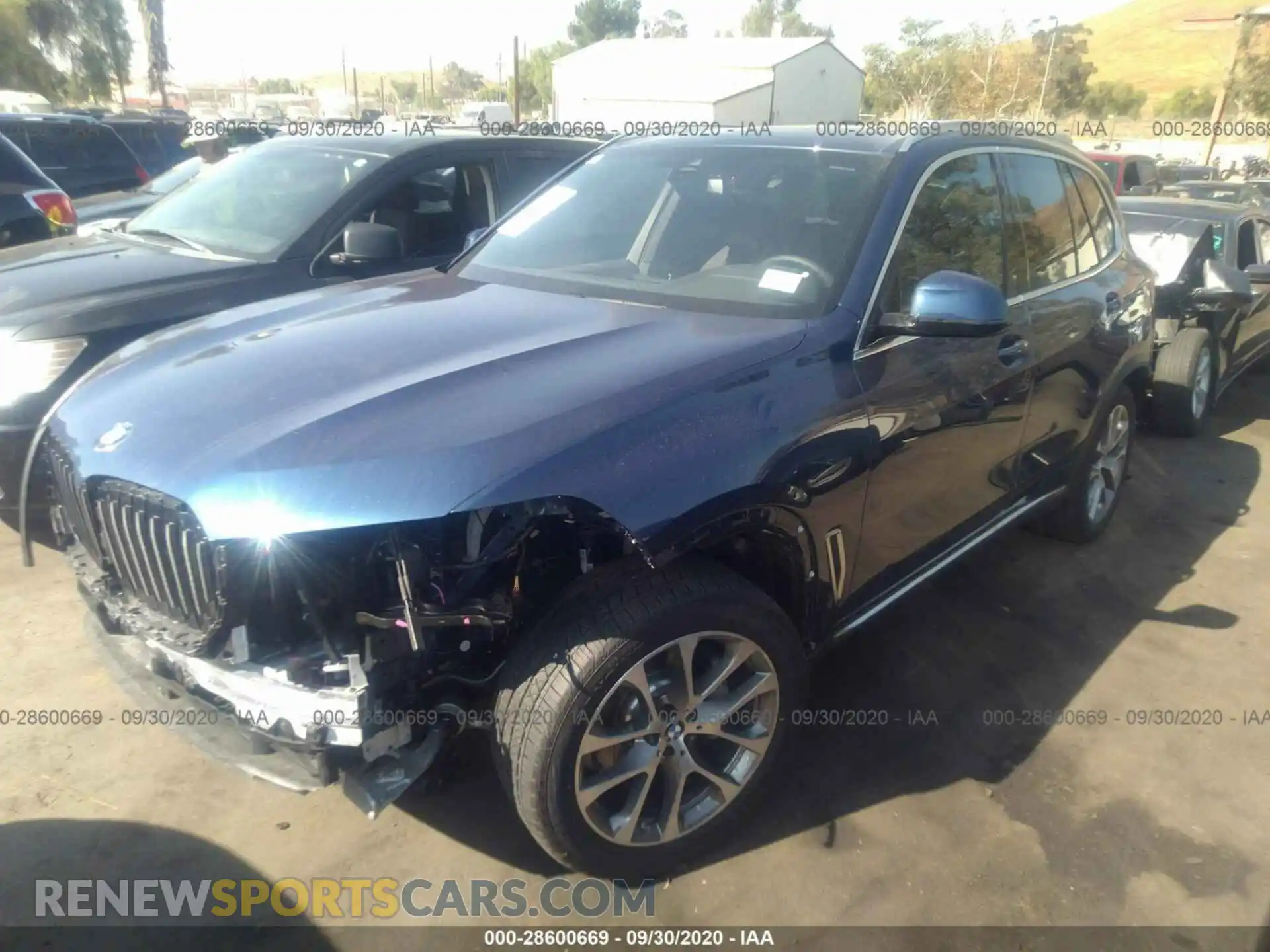 2 Photograph of a damaged car 5UXCR6C06L9C95060 BMW X5 2020