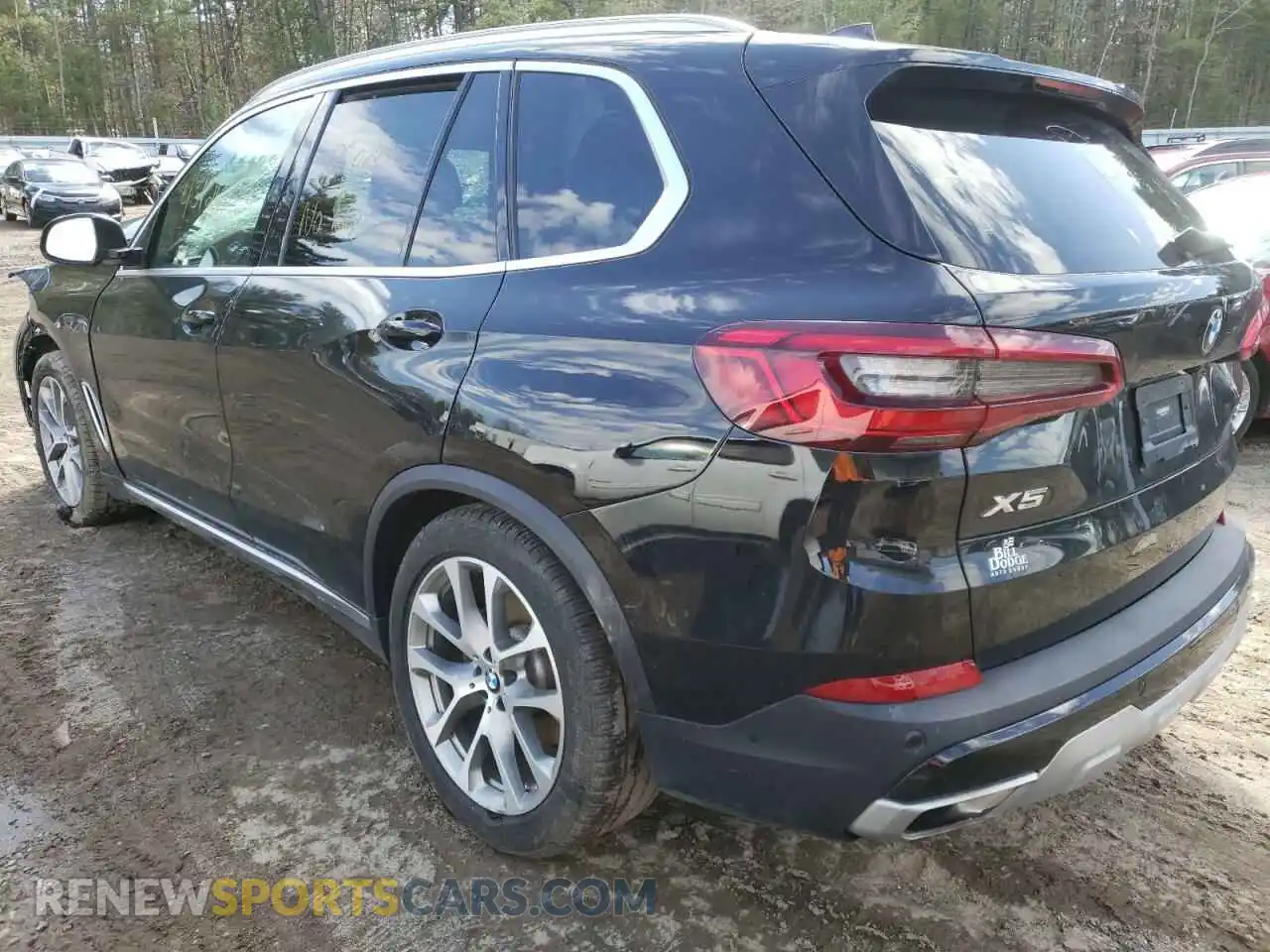 3 Photograph of a damaged car 5UXCR6C06LLL76320 BMW X5 2020