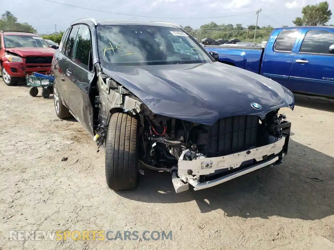 1 Photograph of a damaged car 5UXCR6C08L9B13701 BMW X5 2020