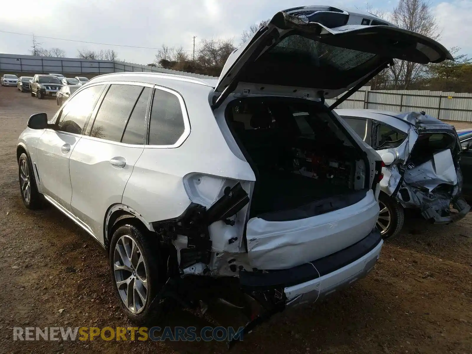 3 Photograph of a damaged car 5UXCR6C08LLL65660 BMW X5 2020
