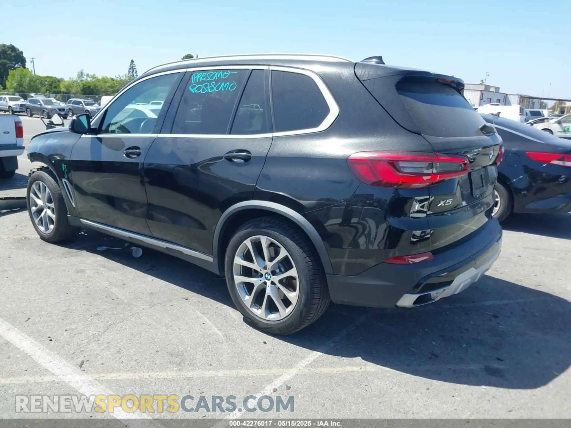3 Photograph of a damaged car 5UXCR6C0XL9B13280 BMW X5 2020