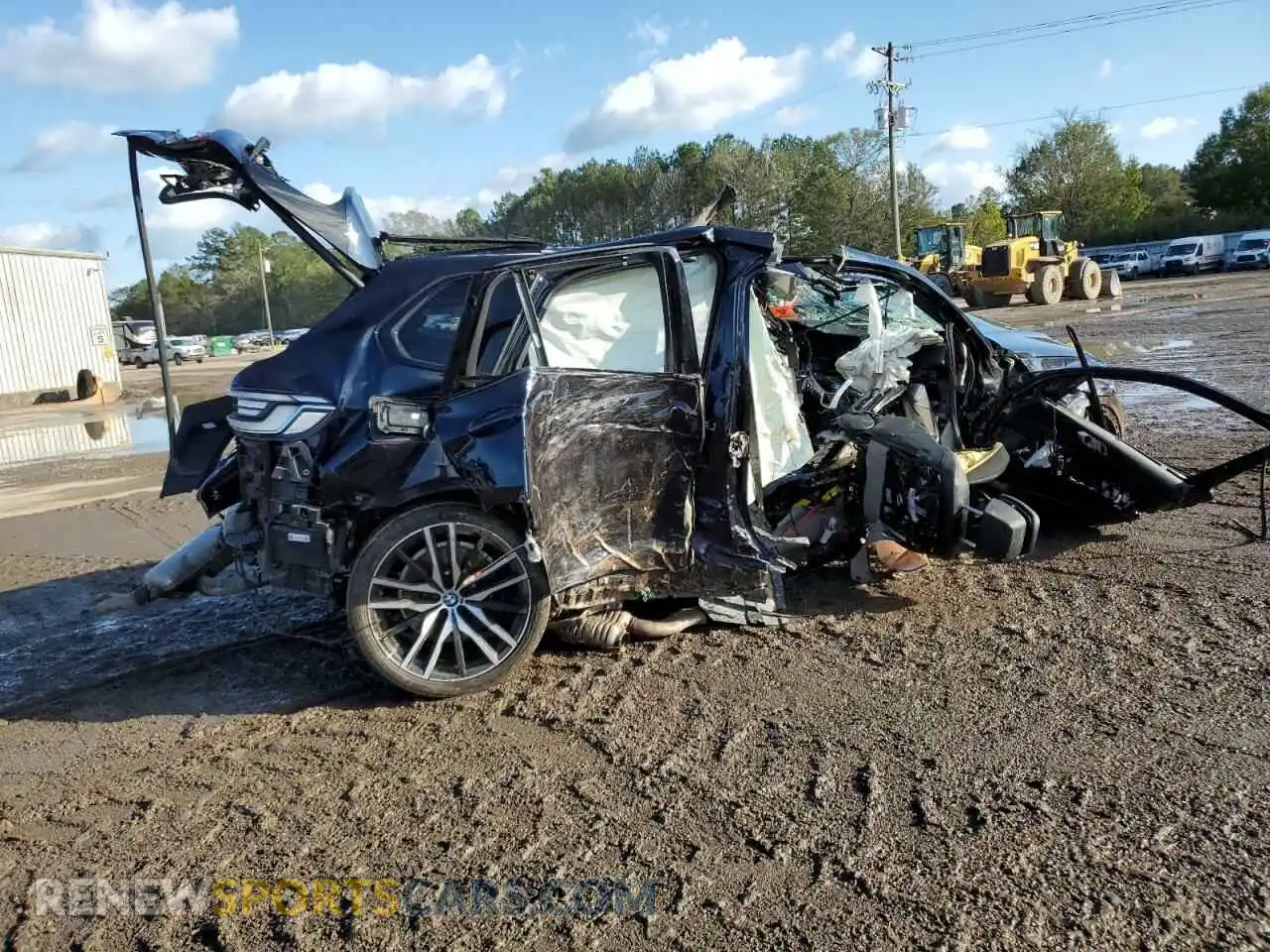 3 Photograph of a damaged car 5UXJU4C05LLE45415 BMW X5 2020