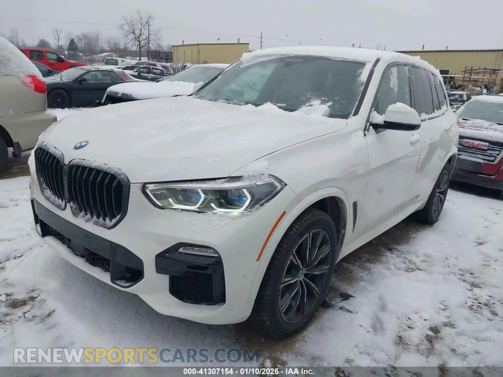 2 Photograph of a damaged car 5UXJU4C09LLE45658 BMW X5 2020