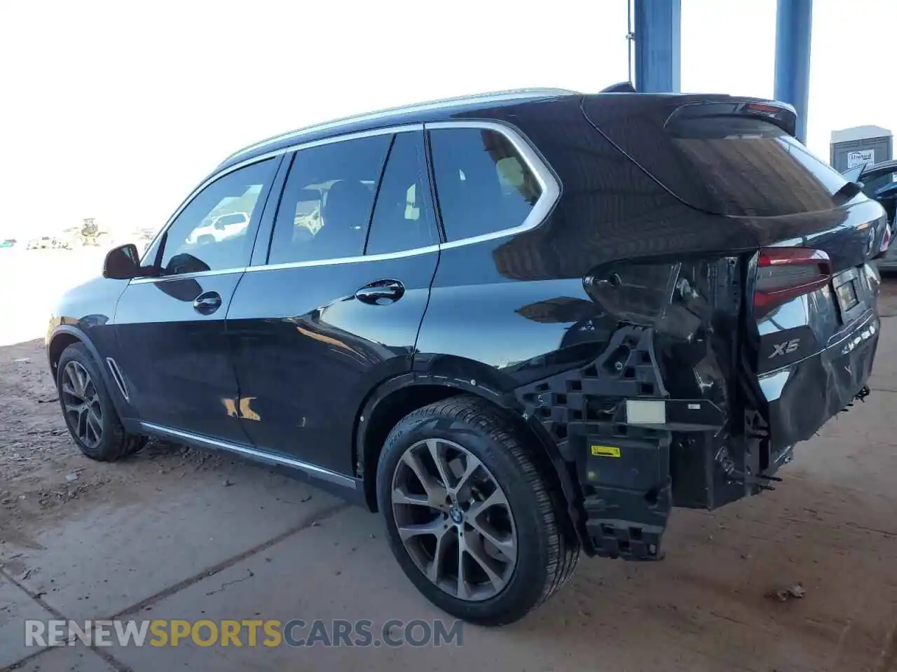 2 Photograph of a damaged car 5UXCR4C01M9G52442 BMW X5 2021