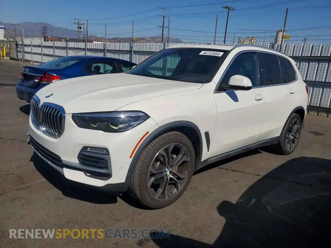 1 Photograph of a damaged car 5UXCR4C01M9H31285 BMW X5 2021