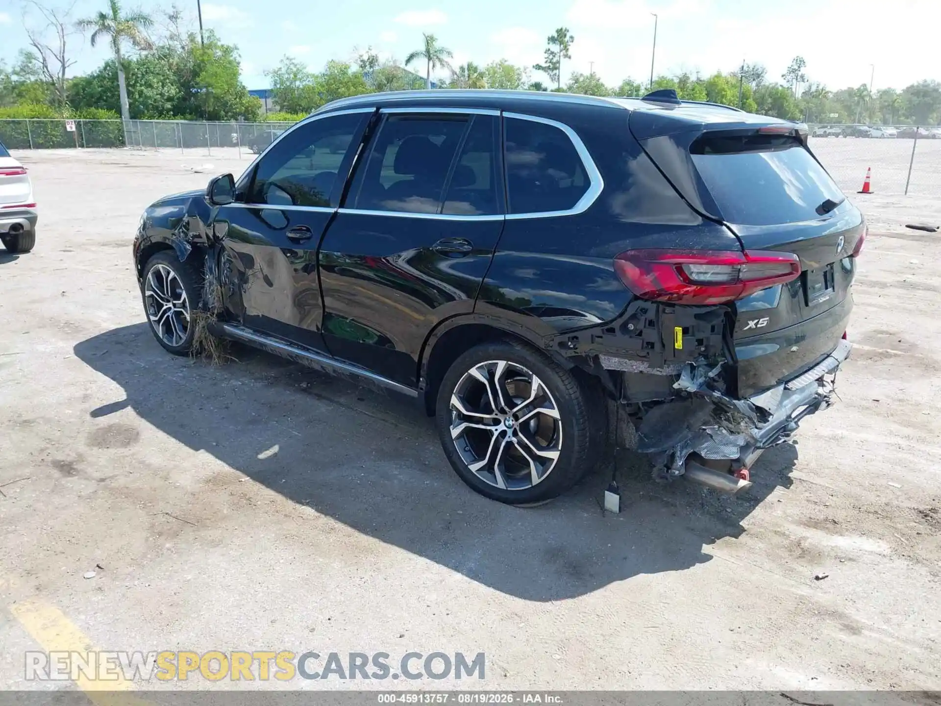 3 fotografías del automóvil dañado 5UXCR4C02M9G60288 BMW X5 2021