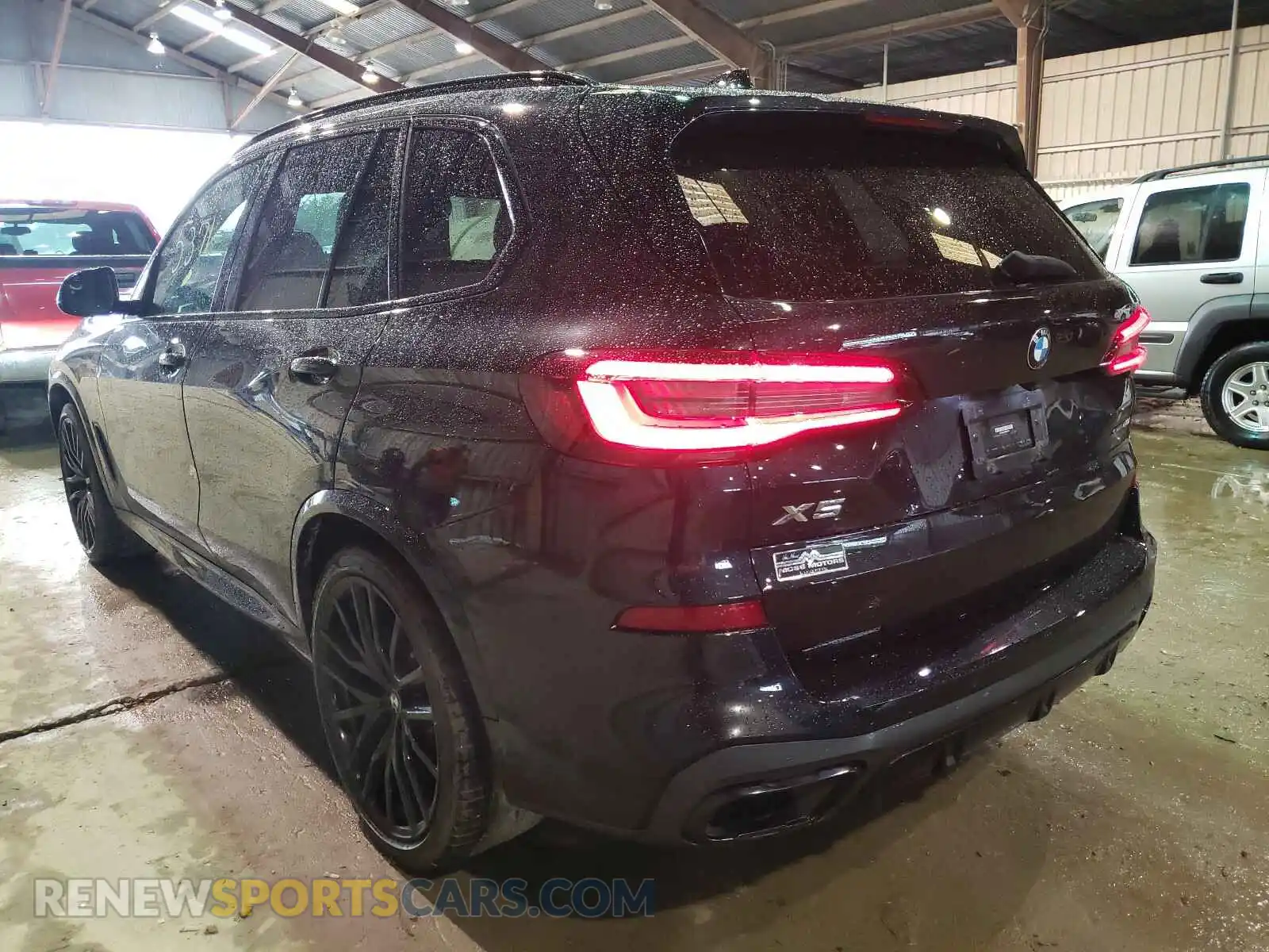 3 Photograph of a damaged car 5UXCR4C03M9E95321 BMW X5 2021