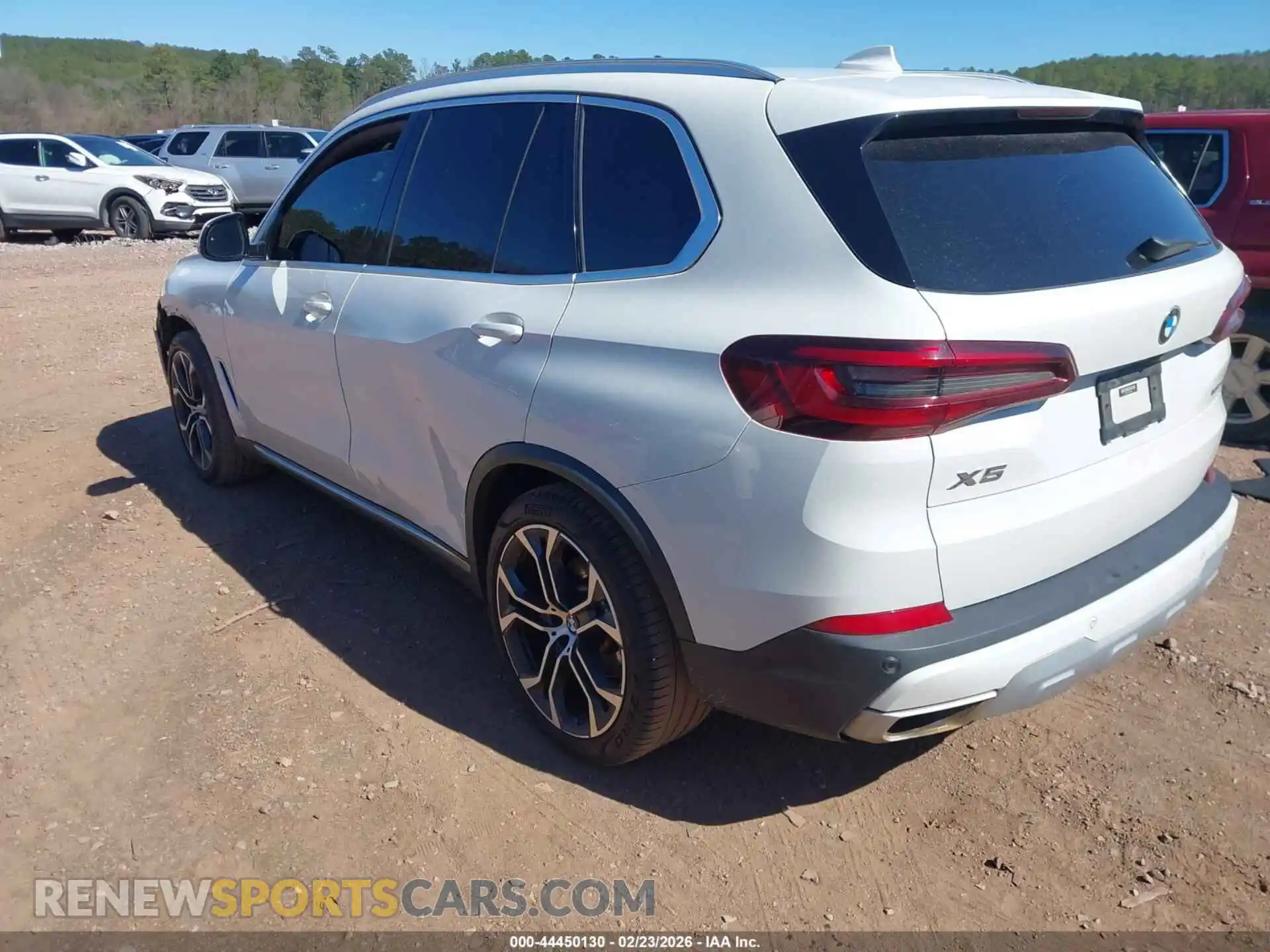 3 Photograph of a damaged car 5UXCR4C04M9E05996 BMW X5 2021
