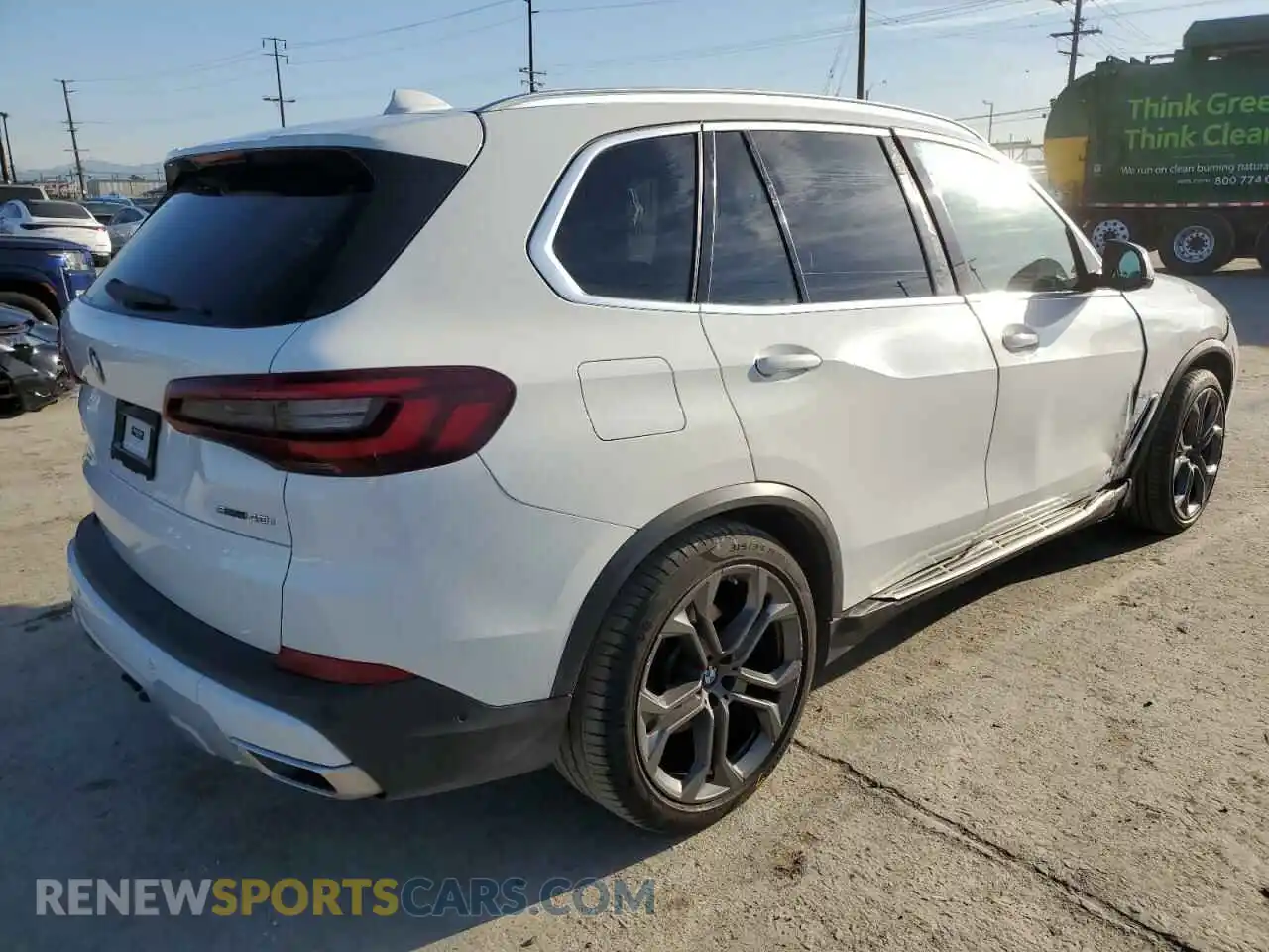3 fotografías del automóvil dañado 5UXCR4C04M9E59055 BMW X5 2021