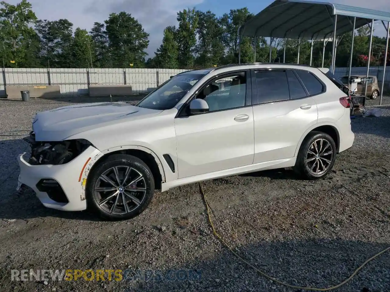 1 Photograph of a damaged car 5UXCR4C04M9G29625 BMW X5 2021