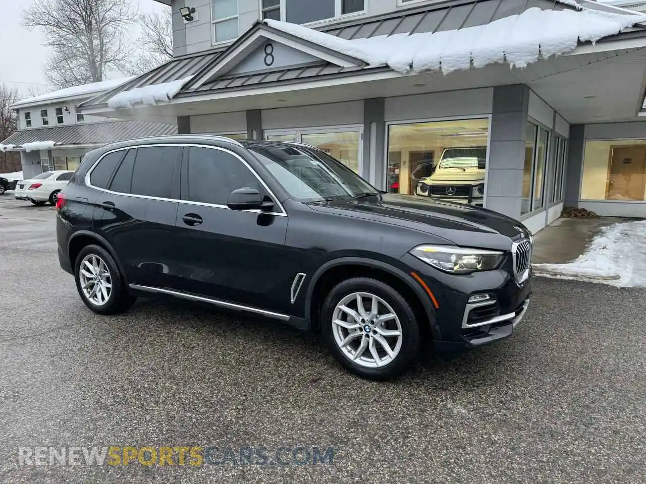 1 Photograph of a damaged car 5UXCR4C04M9G59370 BMW X5 2021