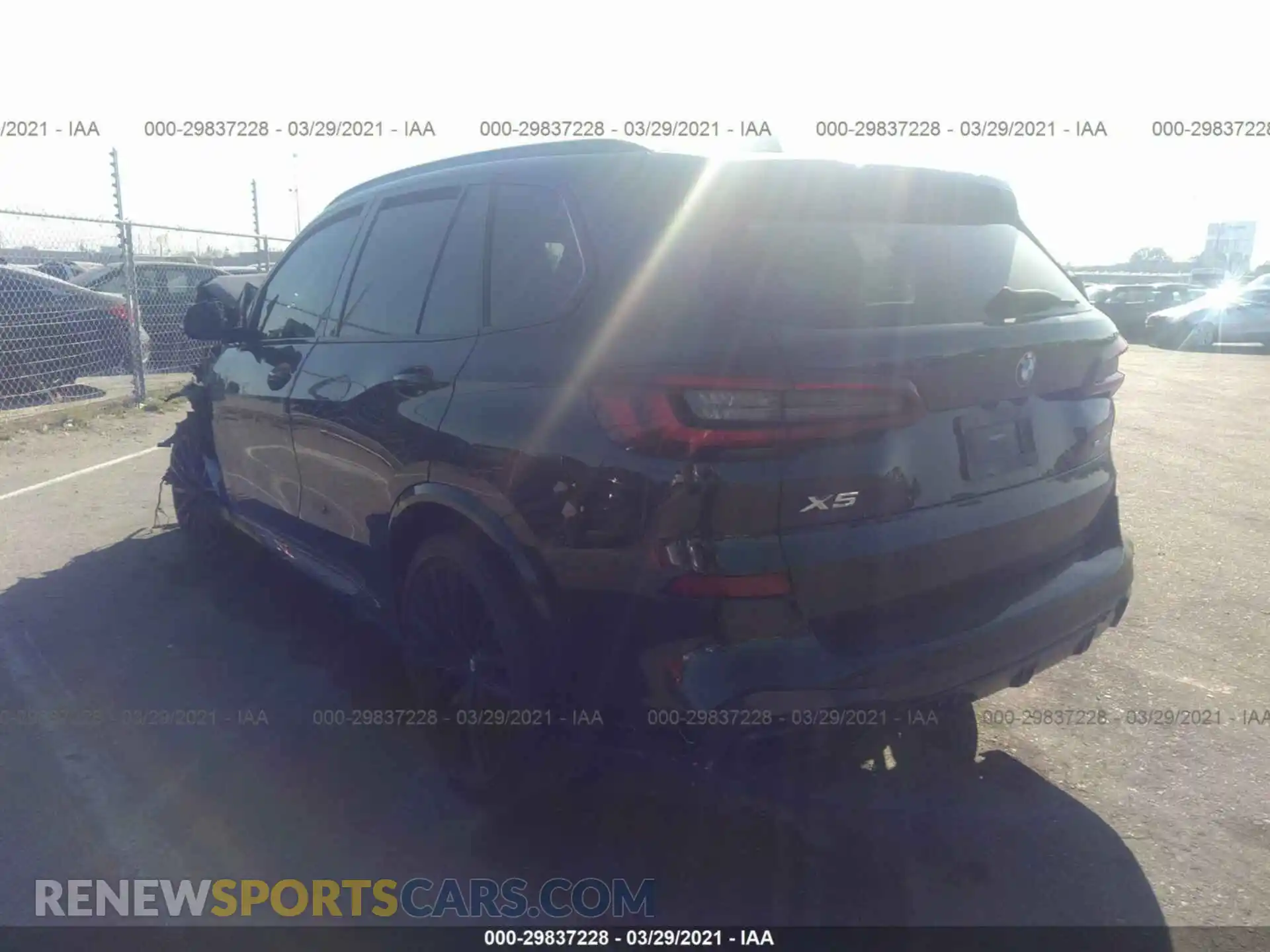 3 Photograph of a damaged car 5UXCR4C05M9D80221 BMW X5 2021