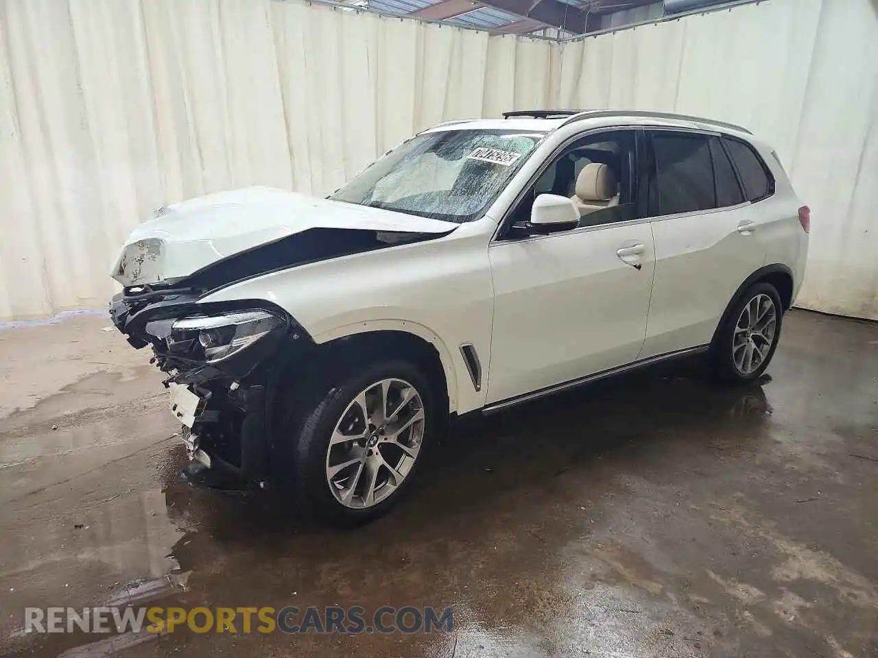 1 Фотография поврежденного автомобиля 5UXCR4C05M9E49862 BMW X5 2021