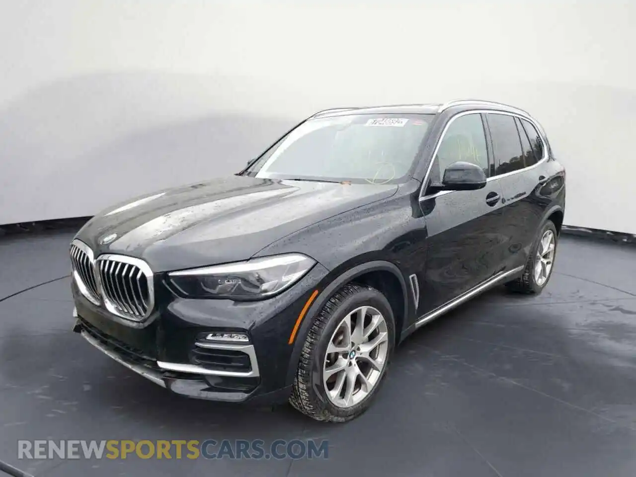 2 Photograph of a damaged car 5UXCR4C05M9G60902 BMW X5 2021