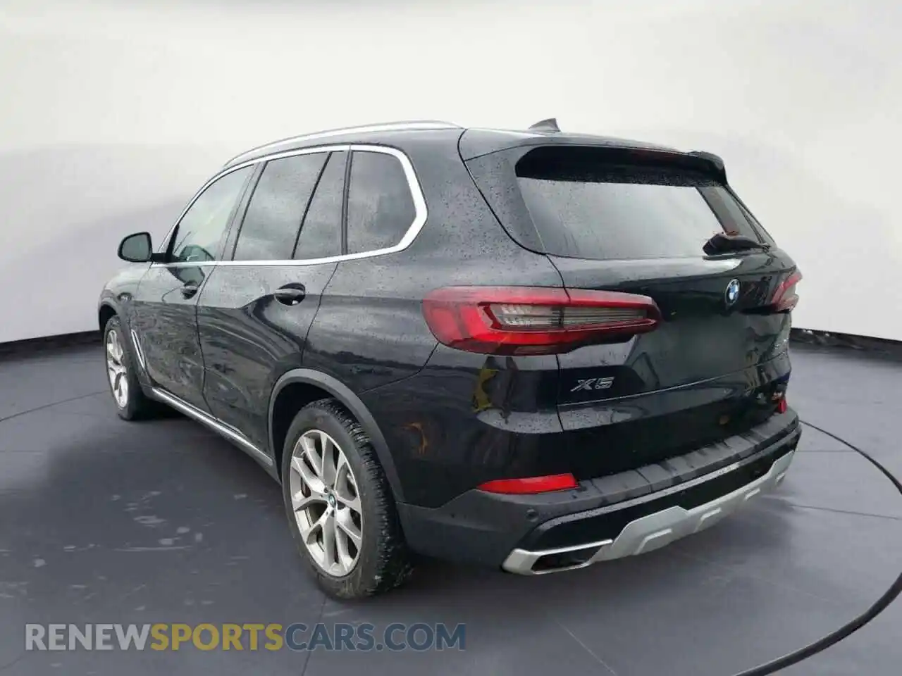 3 Photograph of a damaged car 5UXCR4C05M9G60902 BMW X5 2021