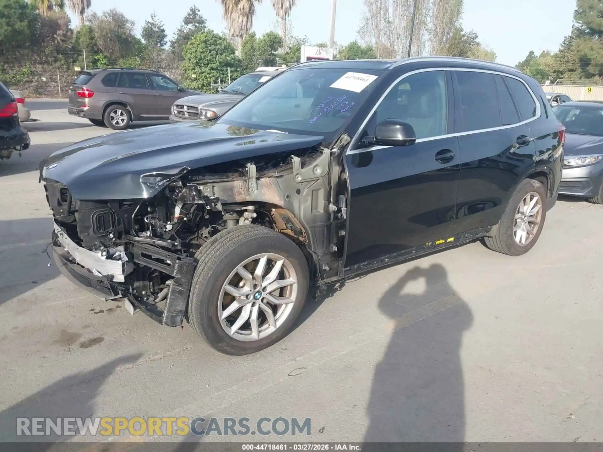 2 Фотография поврежденного автомобиля 5UXCR4C05M9G70913 BMW X5 2021