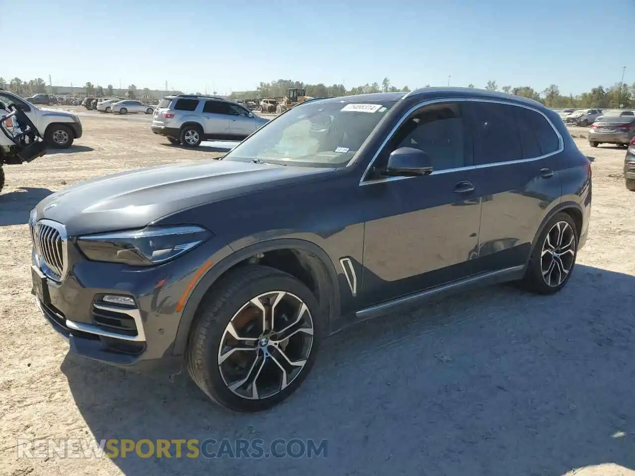 1 Photograph of a damaged car 5UXCR4C06M9E15784 BMW X5 2021