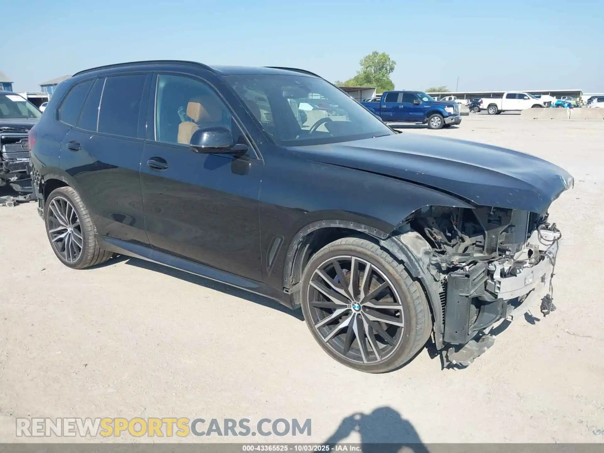 1 Photograph of a damaged car 5UXCR4C06M9F15884 BMW X5 2021