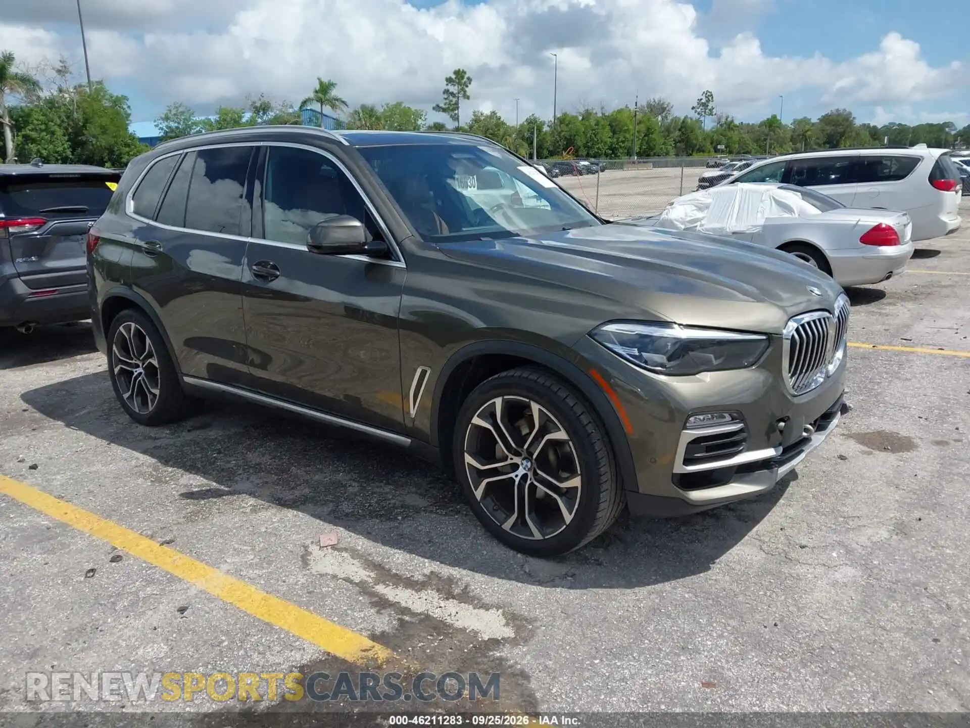 1 Photograph of a damaged car 5UXCR4C06M9G52551 BMW X5 2021