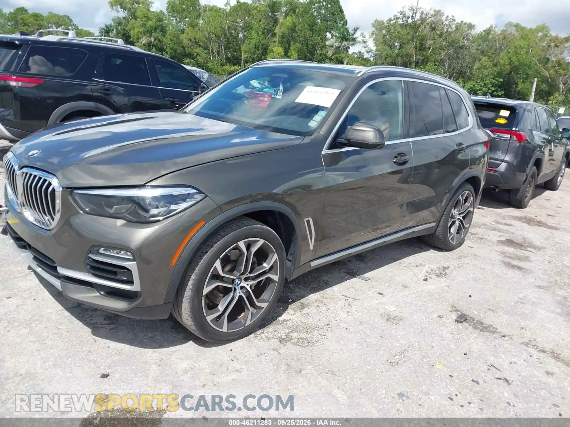 2 Photograph of a damaged car 5UXCR4C06M9G52551 BMW X5 2021