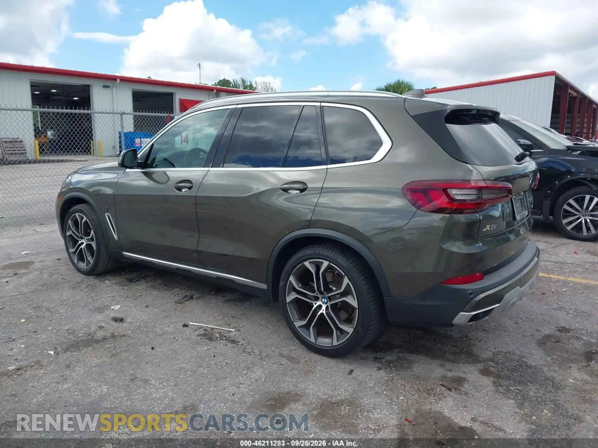 3 Photograph of a damaged car 5UXCR4C06M9G52551 BMW X5 2021