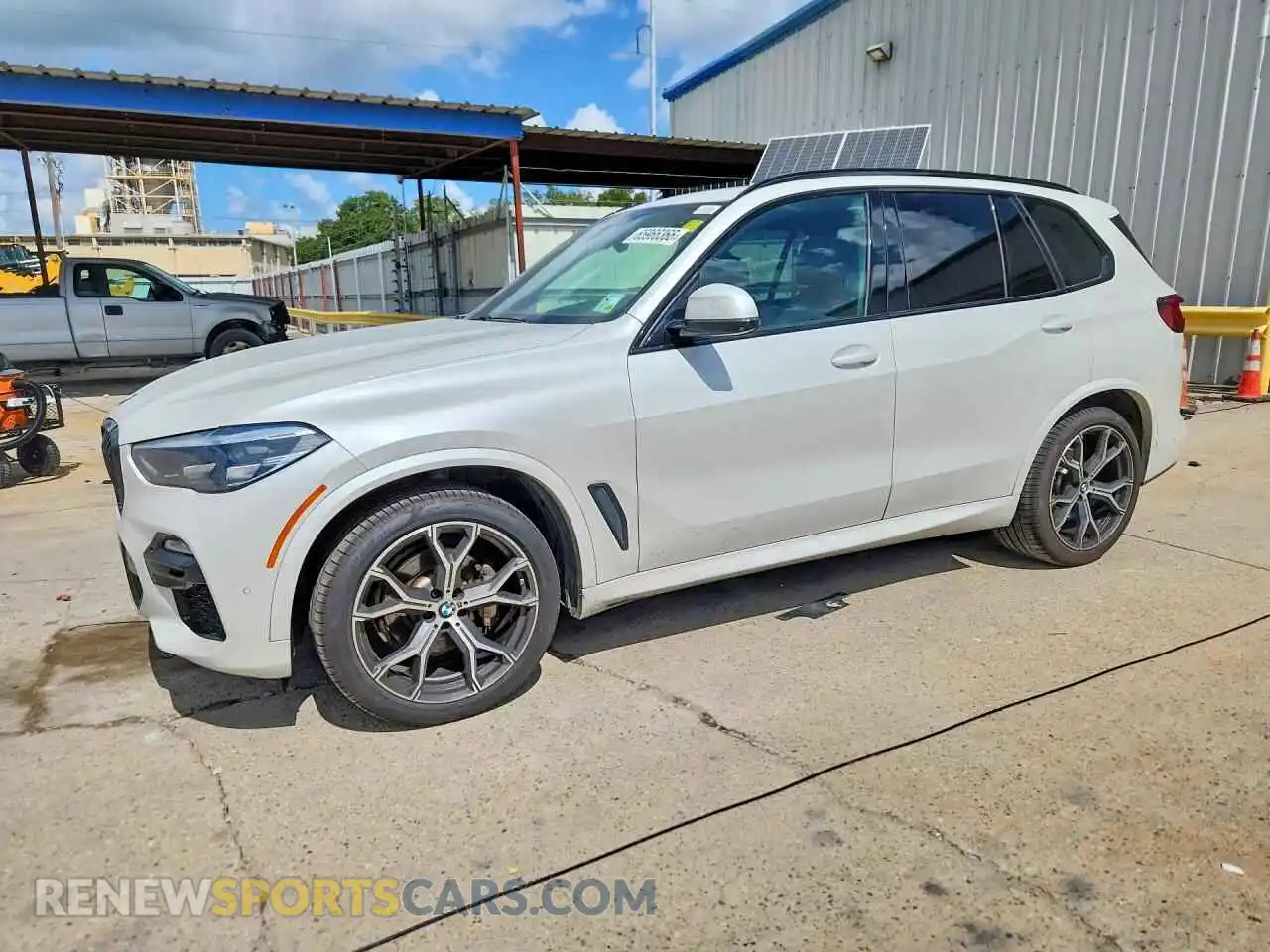 1 Photograph of a damaged car 5UXCR4C06M9H58000 BMW X5 2021