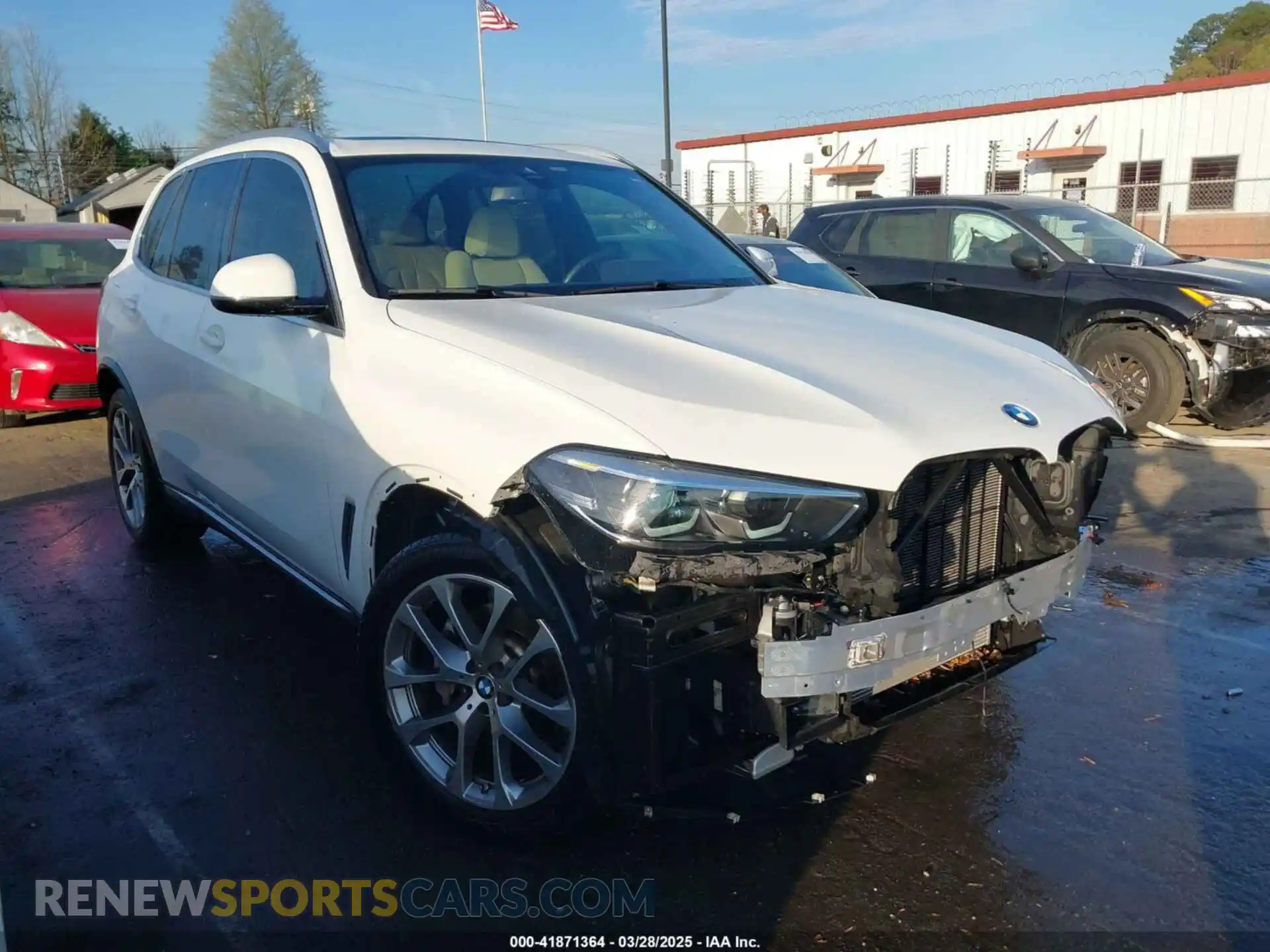 1 Photograph of a damaged car 5UXCR4C07M9F23816 BMW X5 2021