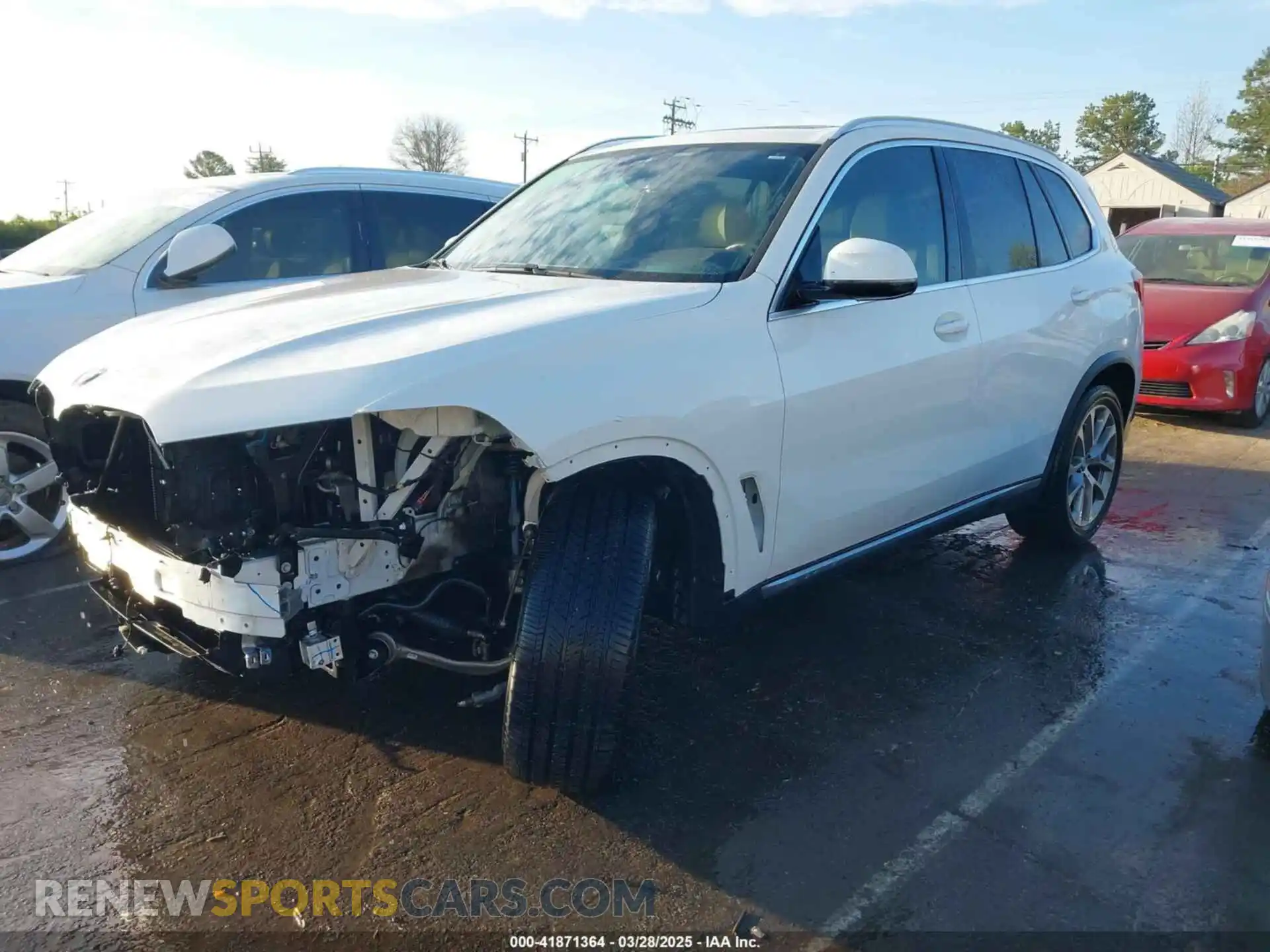 2 Photograph of a damaged car 5UXCR4C07M9F23816 BMW X5 2021