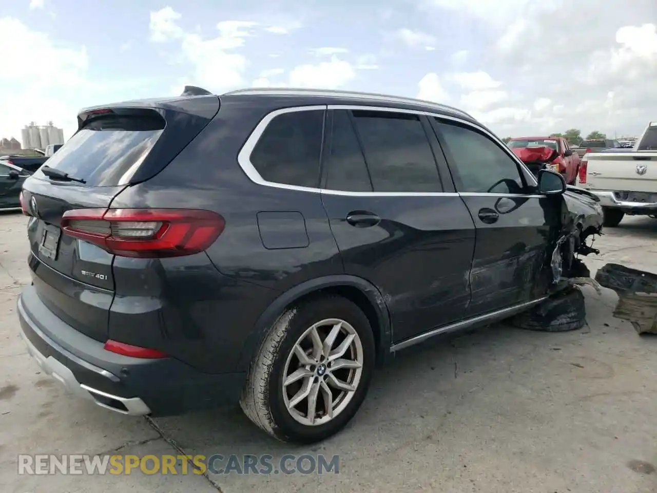 3 Photograph of a damaged car 5UXCR4C07M9F63491 BMW X5 2021