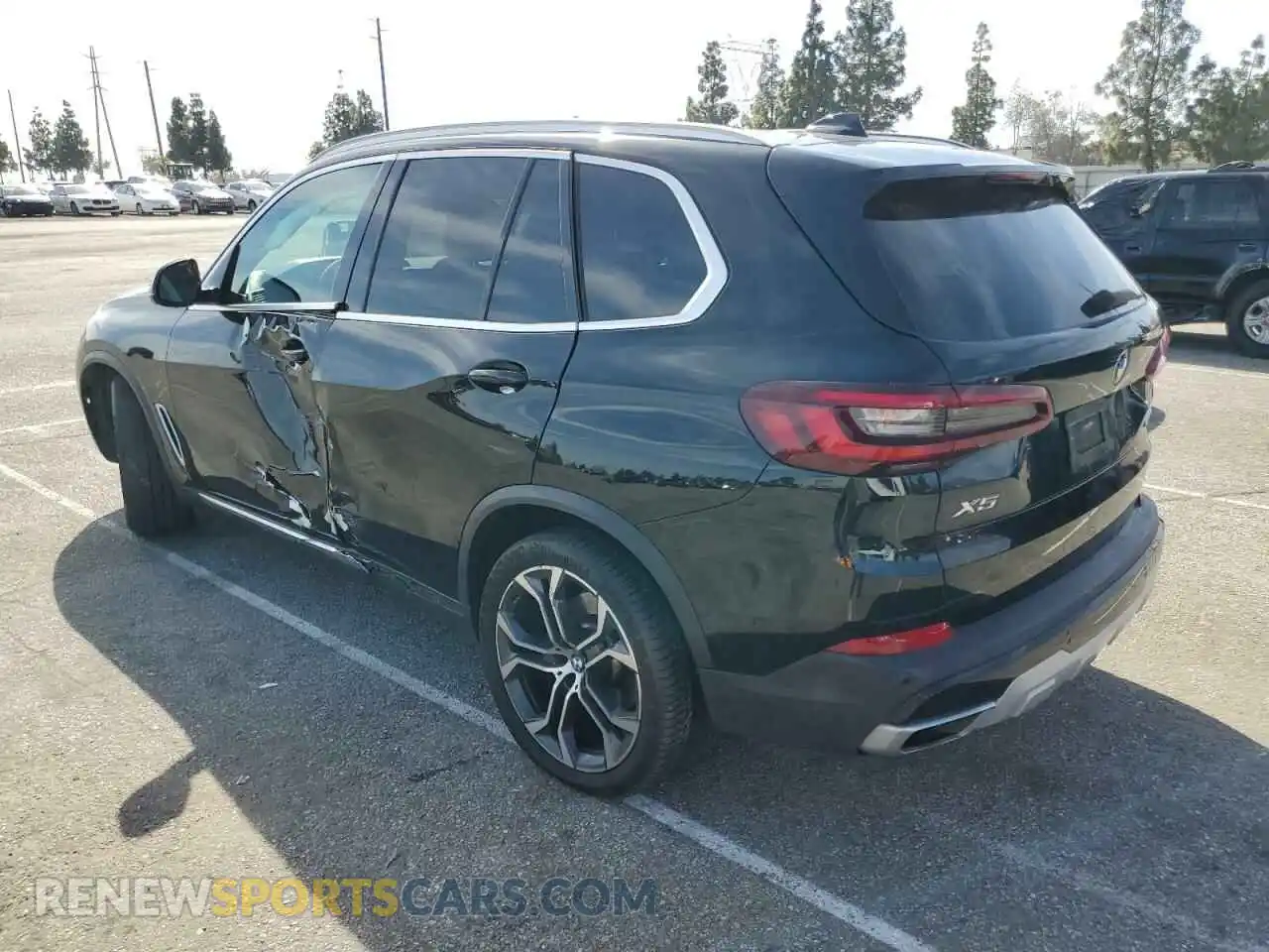 2 Photograph of a damaged car 5UXCR4C08M9G71022 BMW X5 2021
