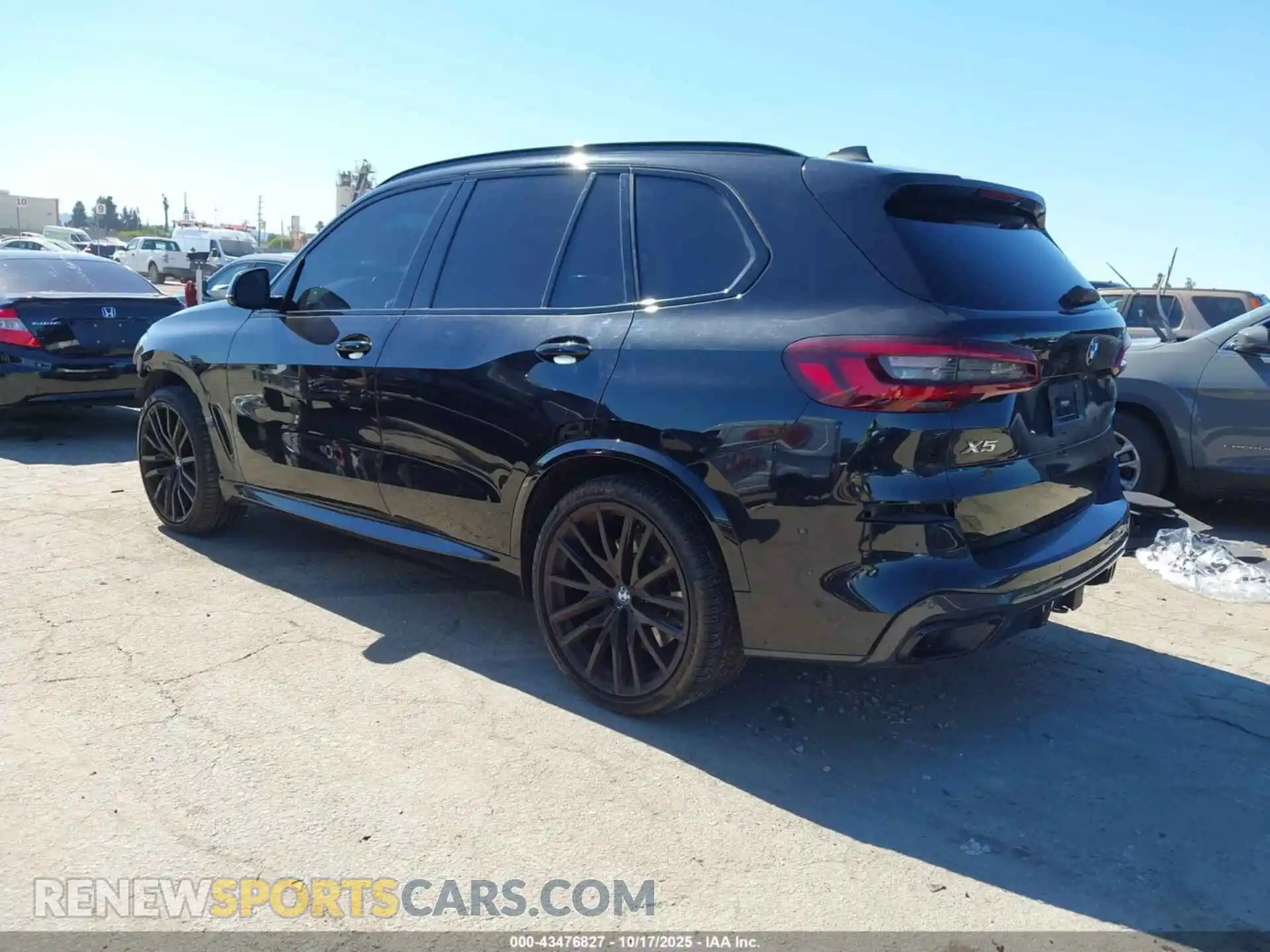 3 Photograph of a damaged car 5UXCR4C09M9F63668 BMW X5 2021