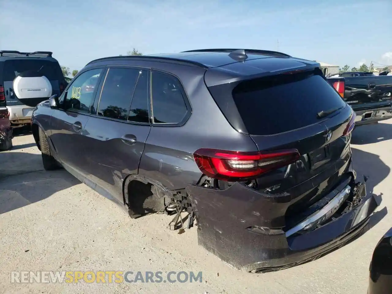 3 Photograph of a damaged car 5UXCR4C09M9F75237 BMW X5 2021