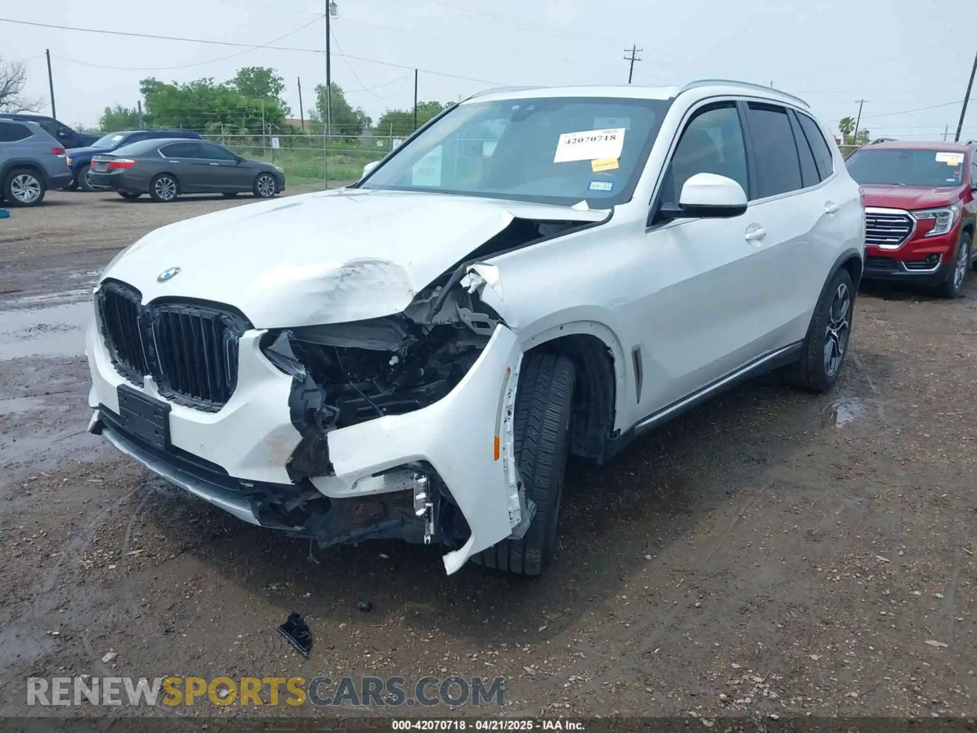 2 Photograph of a damaged car 5UXCR4C0XM9H62566 BMW X5 2021