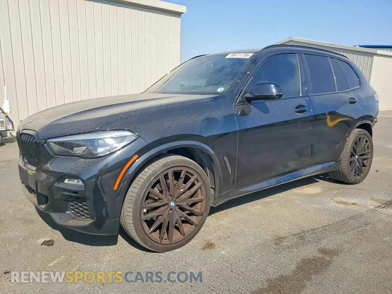 1 Photograph of a damaged car 5UXCR6C00M9F45975 BMW X5 2021