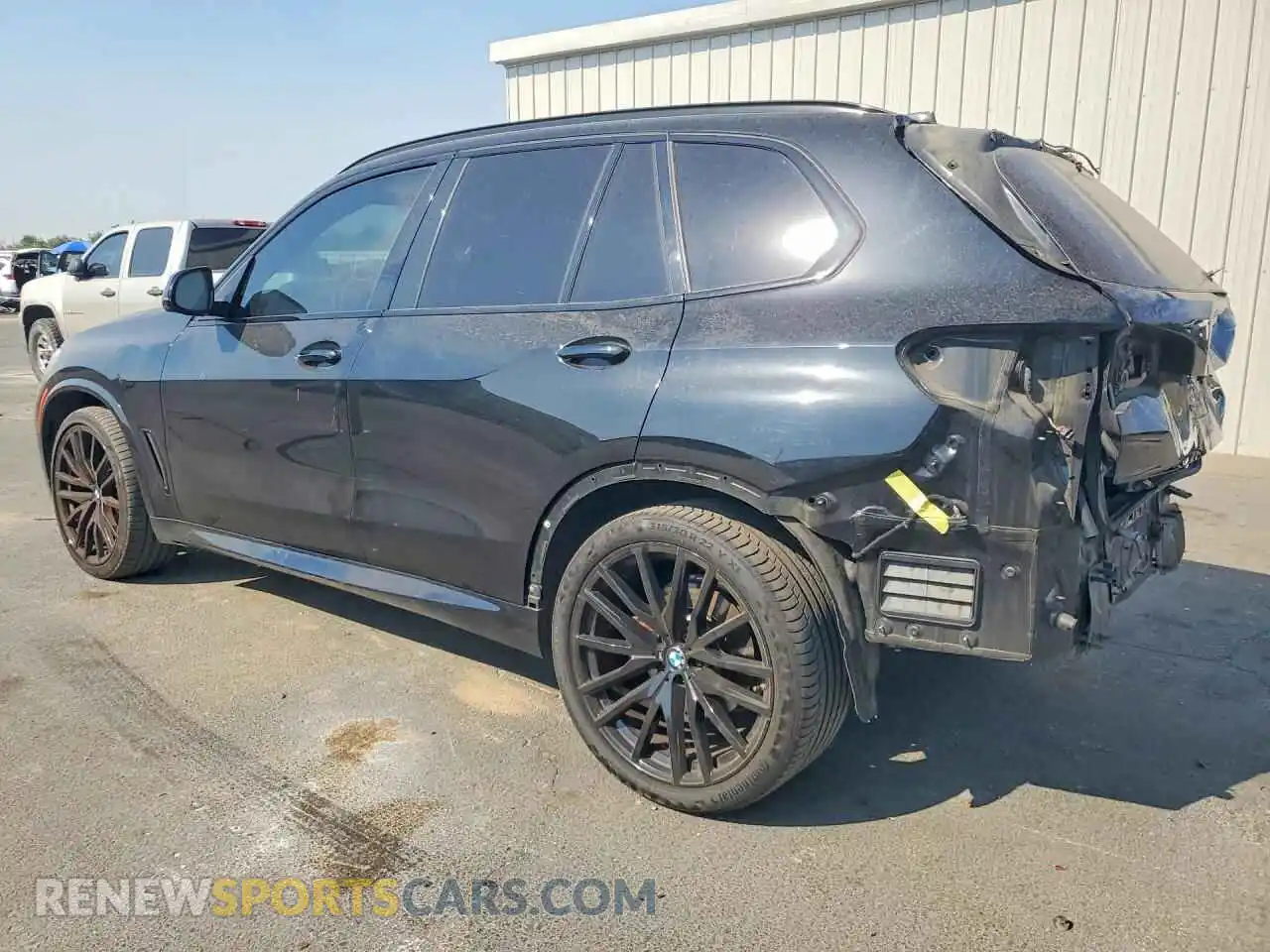 2 Photograph of a damaged car 5UXCR6C00M9F45975 BMW X5 2021