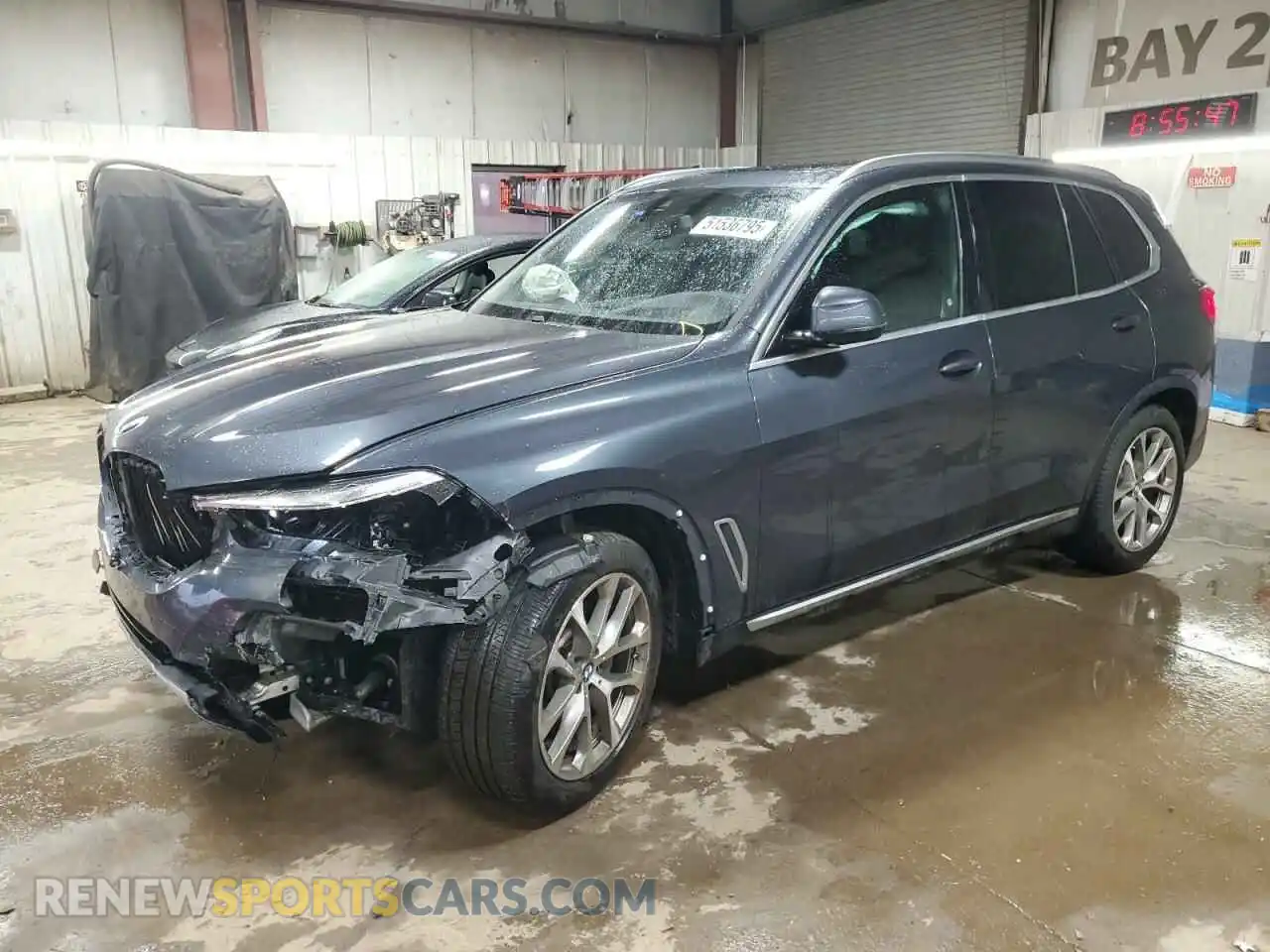 1 Фотография поврежденного автомобиля 5UXCR6C00M9G00599 BMW X5 2021