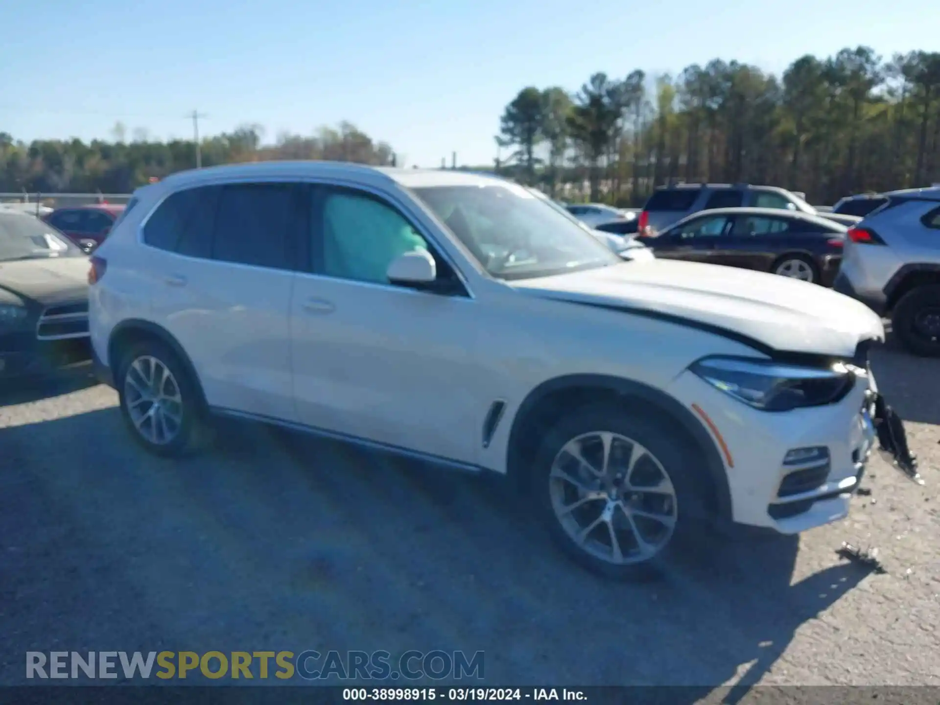 1 Photograph of a damaged car 5UXCR6C01M9E83549 BMW X5 2021