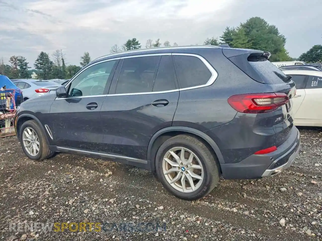 2 Photograph of a damaged car 5UXCR6C01M9F30031 BMW X5 2021