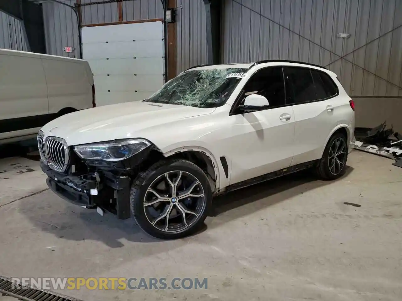 1 Photograph of a damaged car 5UXCR6C01M9G56471 BMW X5 2021