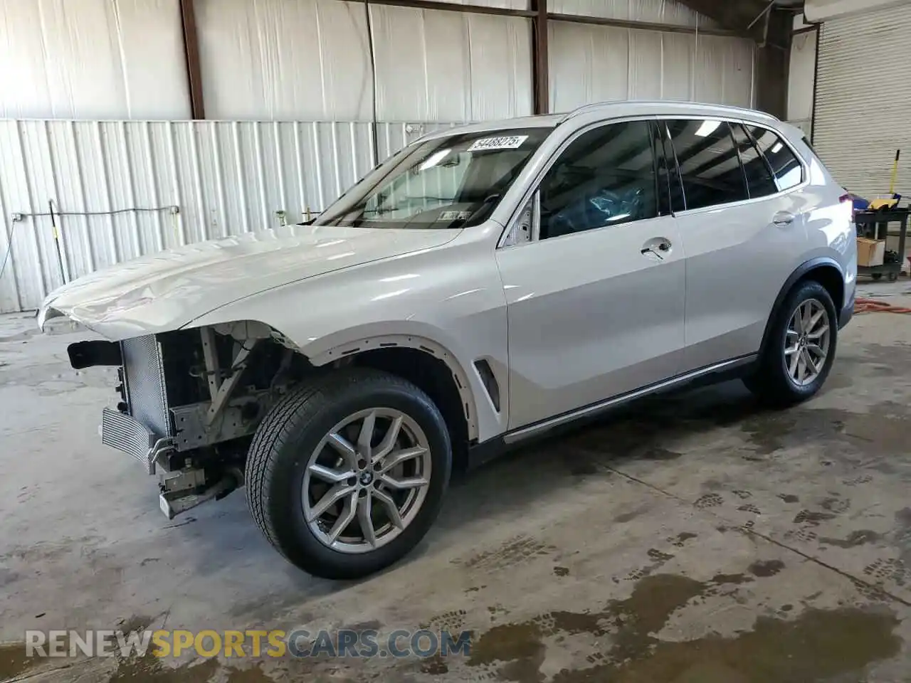 1 Photograph of a damaged car 5UXCR6C01M9G64540 BMW X5 2021