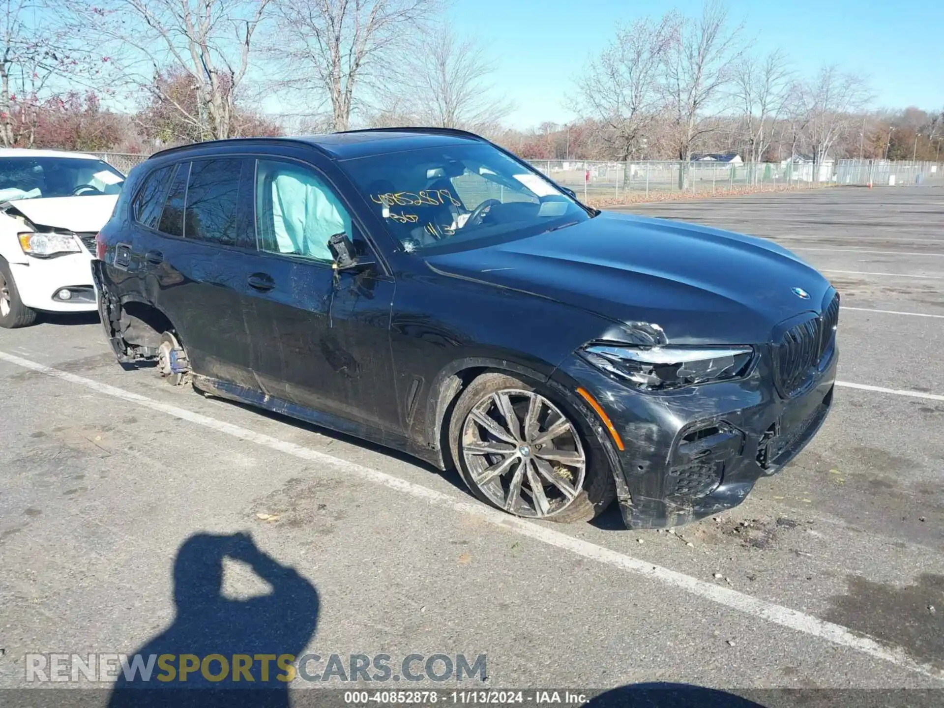 1 Photograph of a damaged car 5UXCR6C01M9H31766 BMW X5 2021