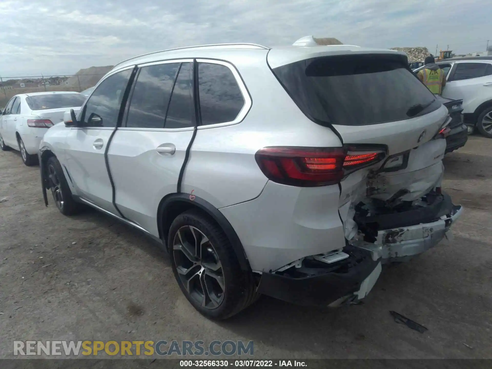 3 Фотография поврежденного автомобиля 5UXCR6C01M9H74553 BMW X5 2021