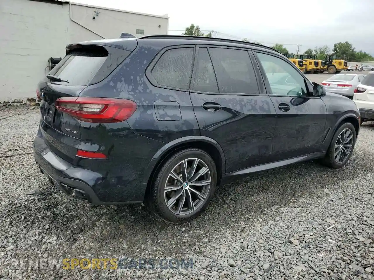 3 Photograph of a damaged car 5UXCR6C02M9D83590 BMW X5 2021