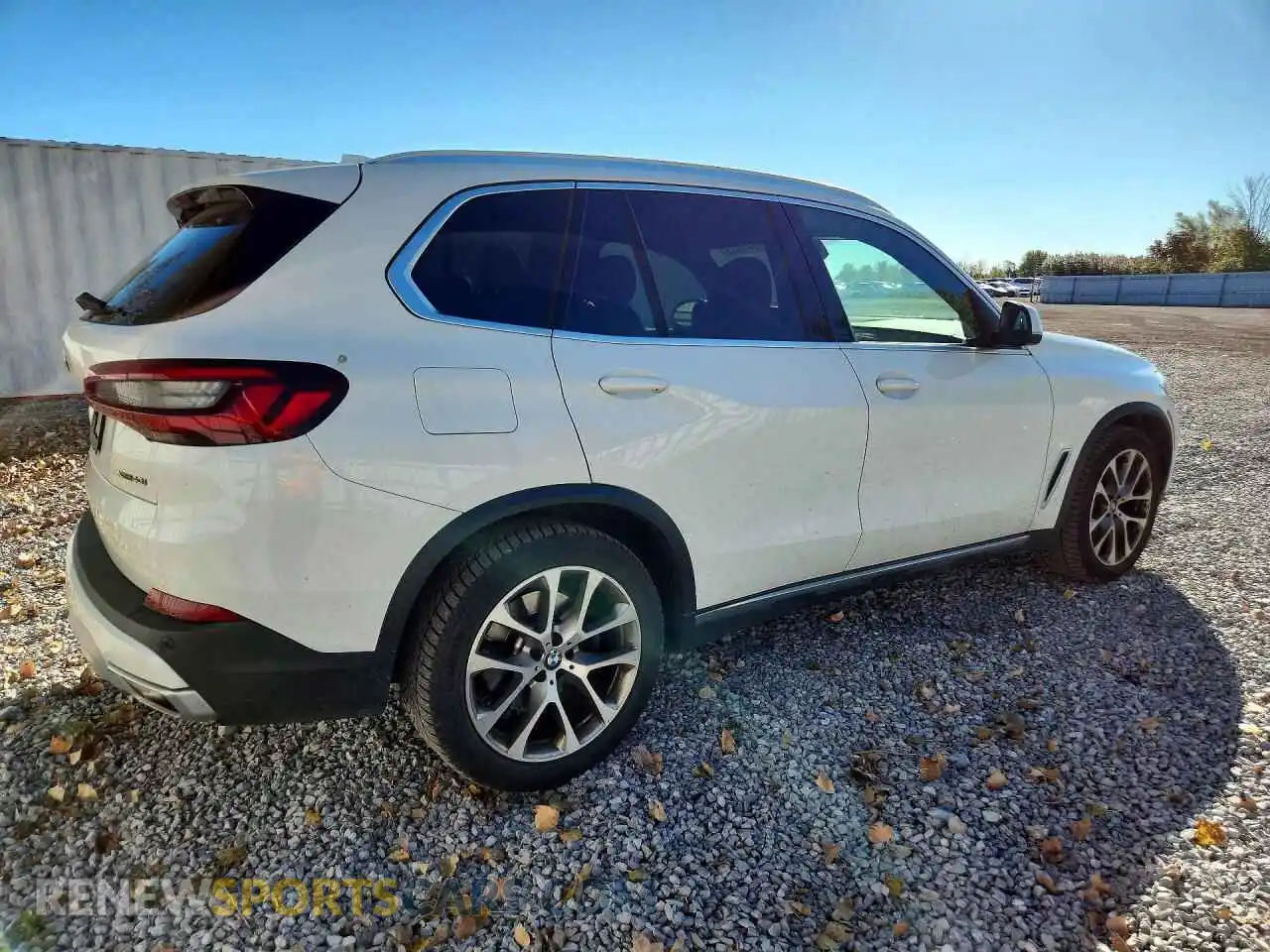 3 Photograph of a damaged car 5UXCR6C03M9D94937 BMW X5 2021