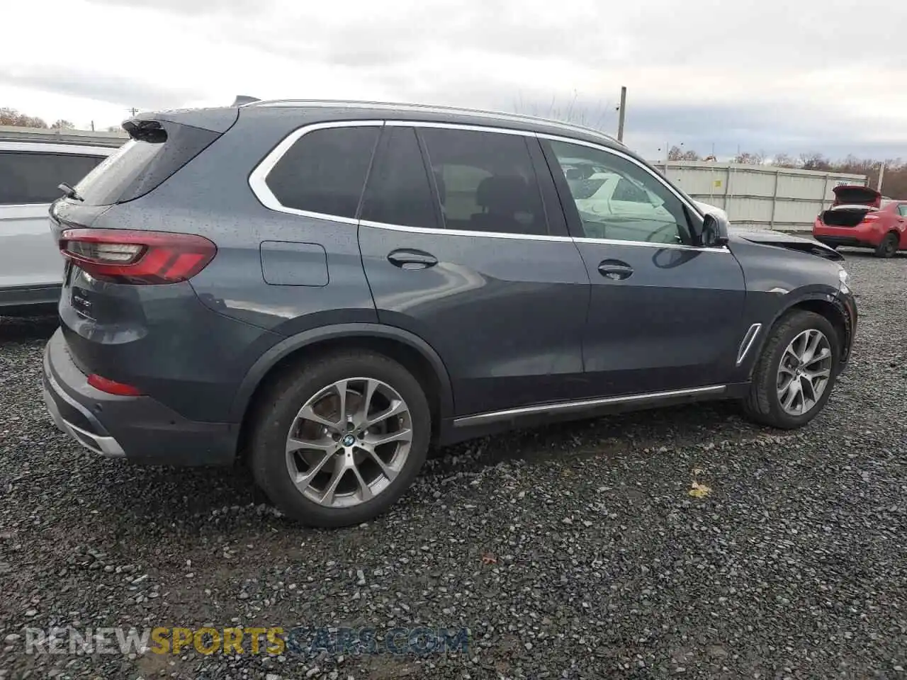 3 Photograph of a damaged car 5UXCR6C03M9F27292 BMW X5 2021