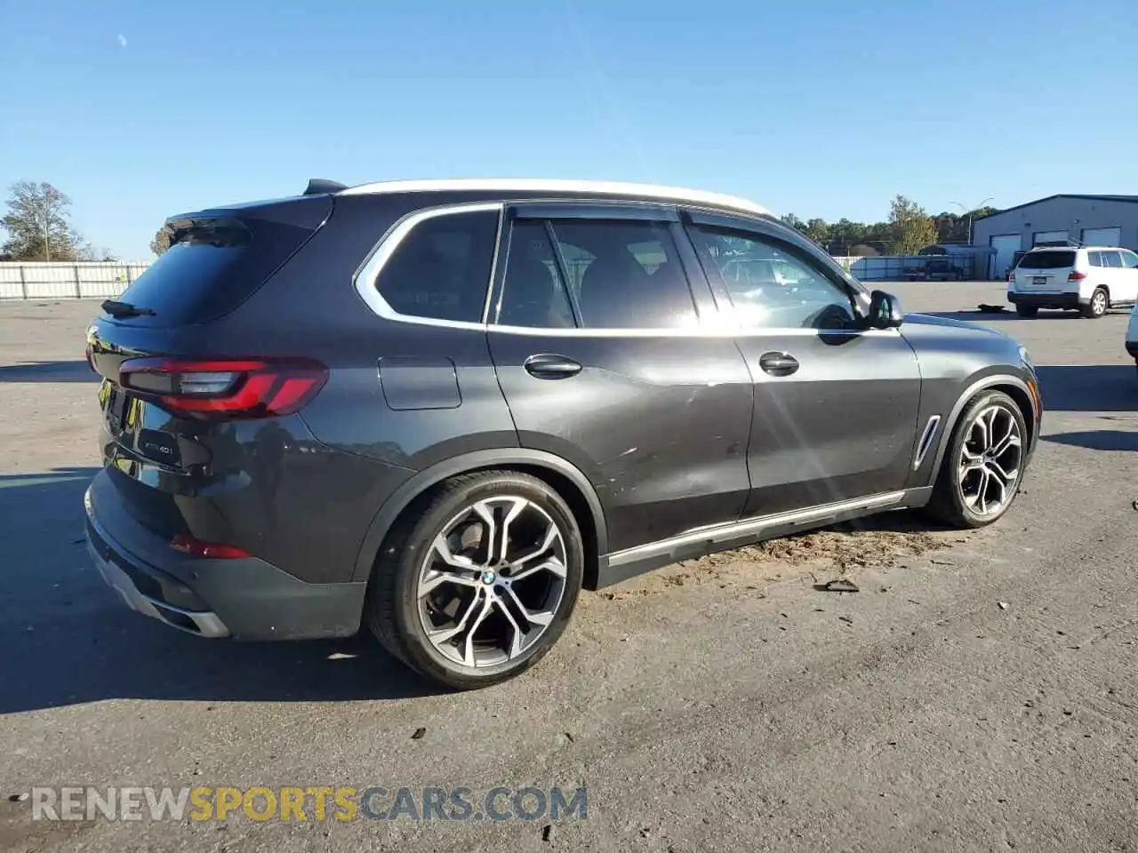 3 fotografías del automóvil dañado 5UXCR6C03M9F77965 BMW X5 2021