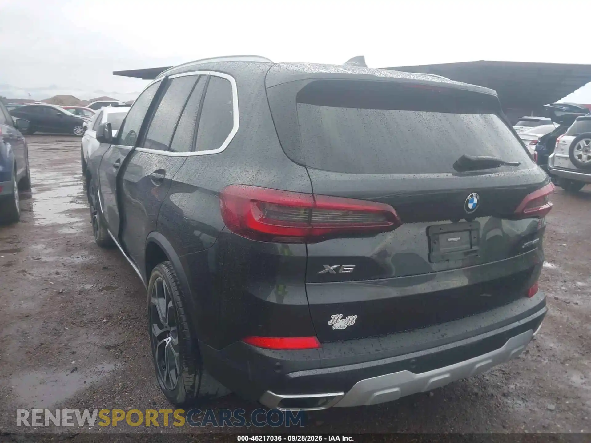 3 Photograph of a damaged car 5UXCR6C03M9G16277 BMW X5 2021