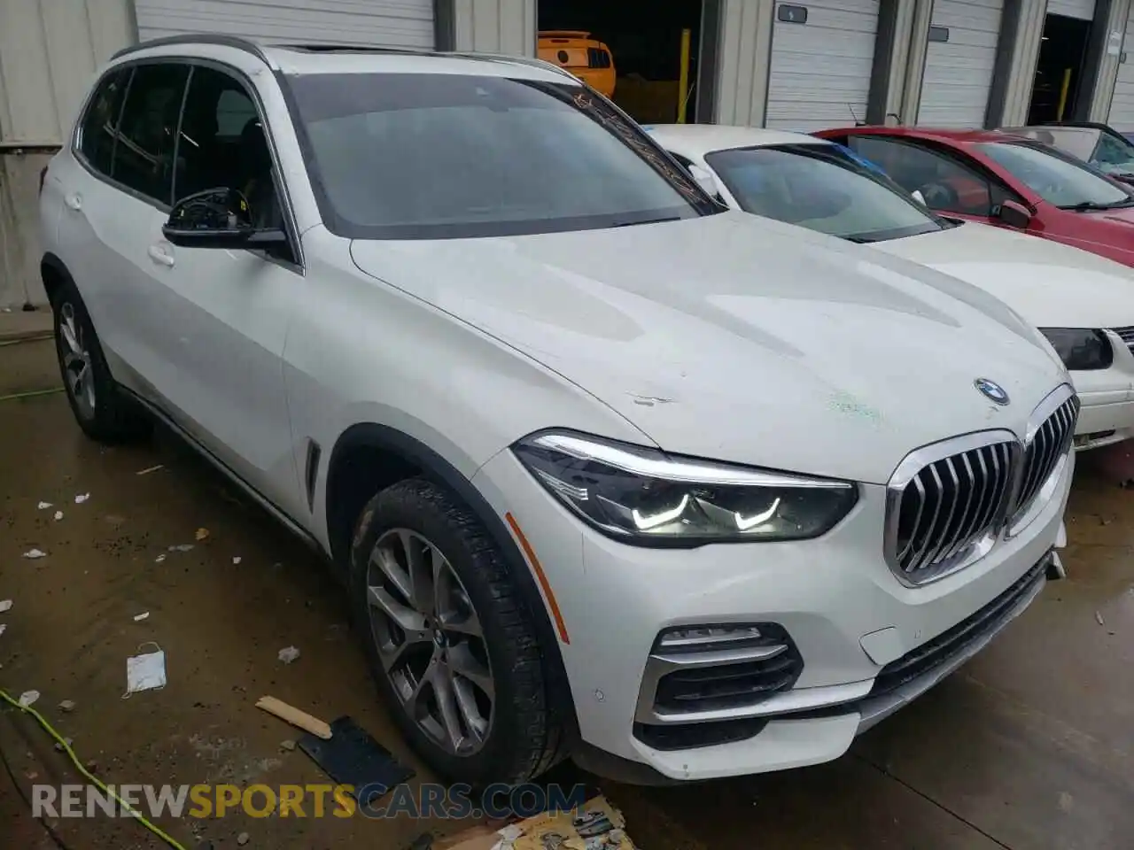 1 Photograph of a damaged car 5UXCR6C03M9G52955 BMW X5 2021
