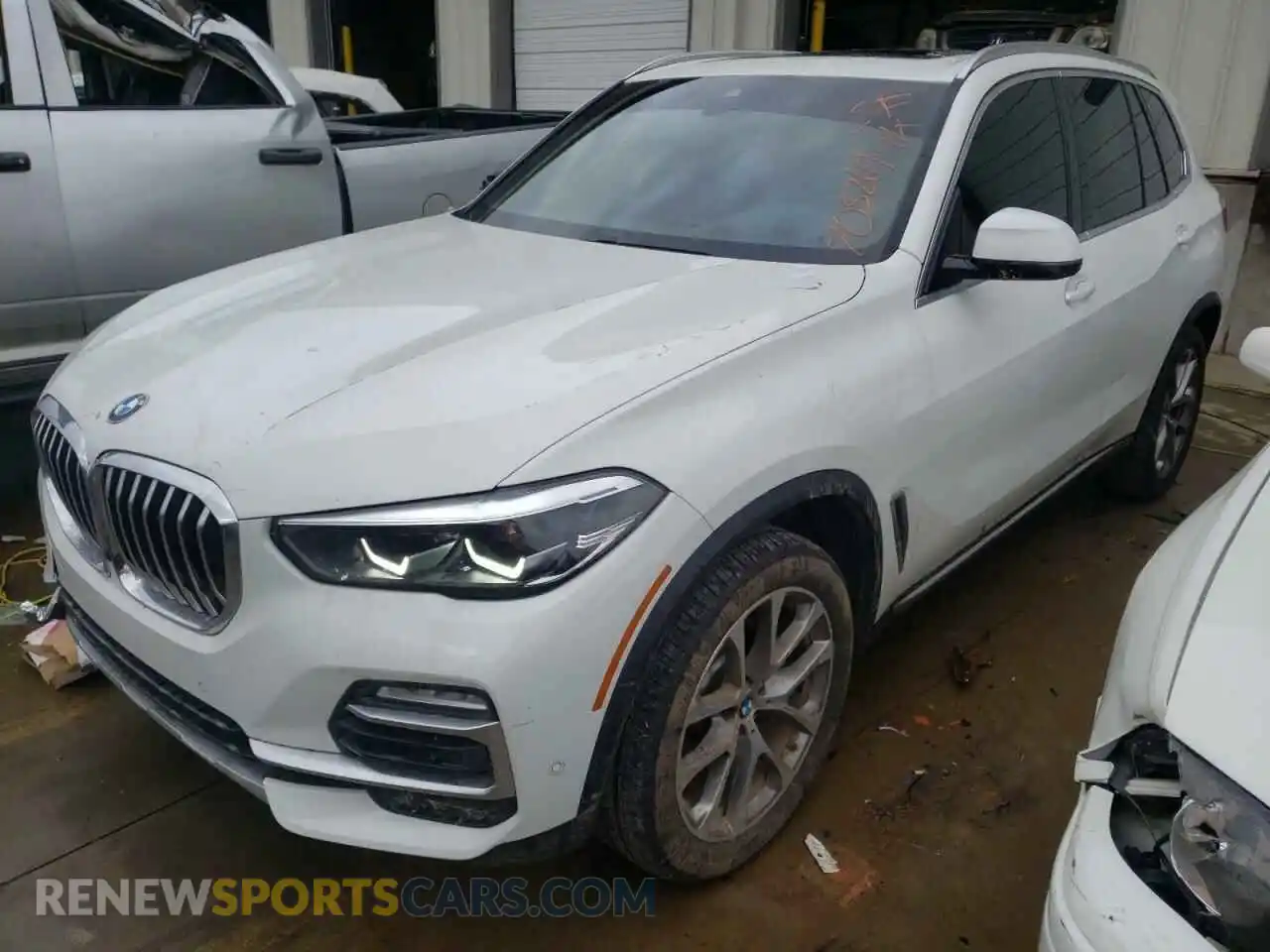 2 Photograph of a damaged car 5UXCR6C03M9G52955 BMW X5 2021