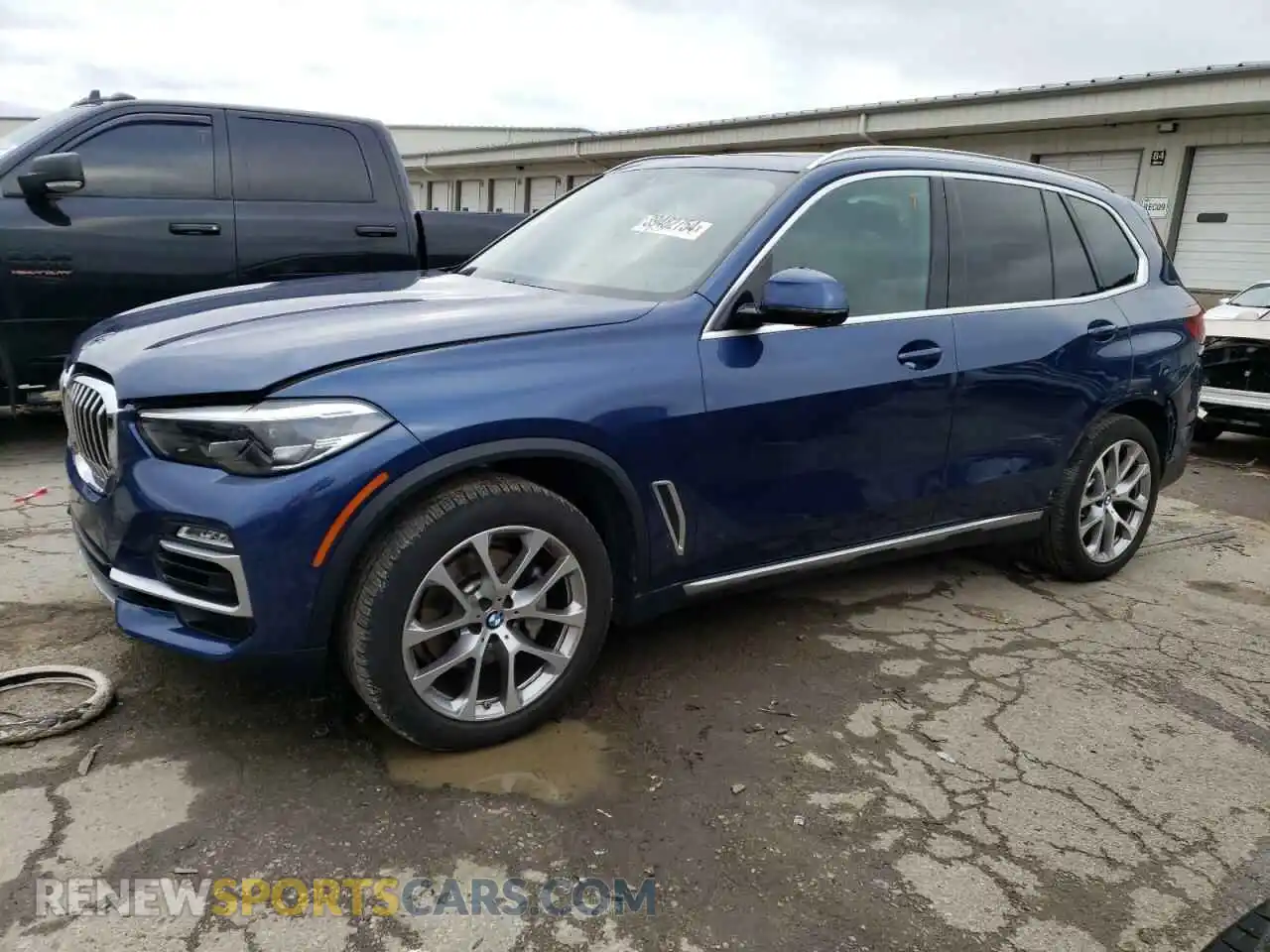 1 Photograph of a damaged car 5UXCR6C03M9H31929 BMW X5 2021